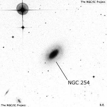 Negativní snímek oblohy NGC 254