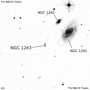 Negativní snímek oblohy NGC 1243
