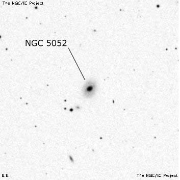 Negativní snímek oblohy NGC 5052
